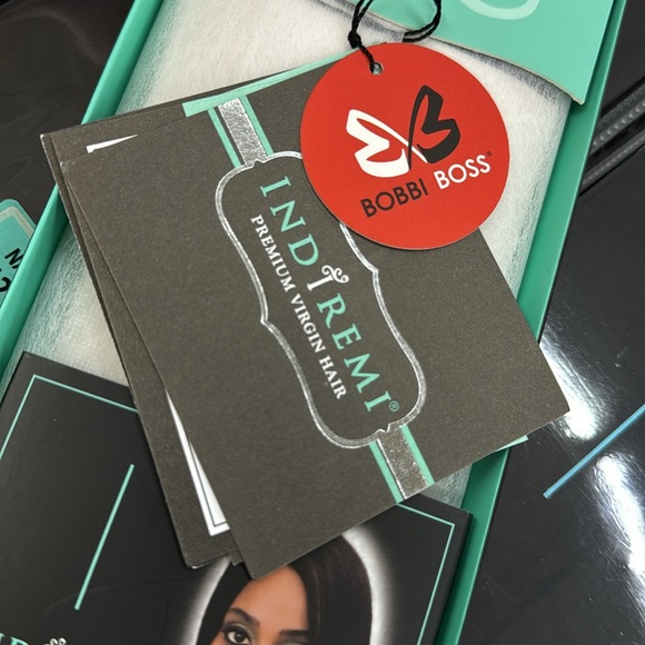 IndiRemi Virgin Remi - NATURAL YAKY WEAVING 10”-12”- 14”-16”2-DARK BROWN) - Picture 2 of 3